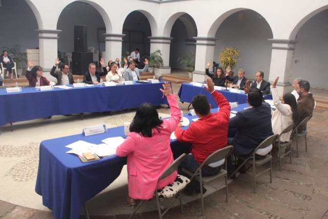 Valida cabildo de Cuernavaca creación de 249 colonias y tres localidades en el municipio