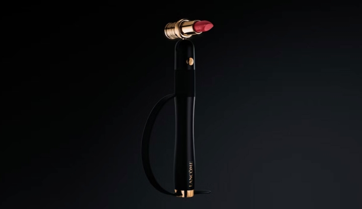 Tecnología inclusiva: el nuevo dispositivo de maquillaje de Lancôme