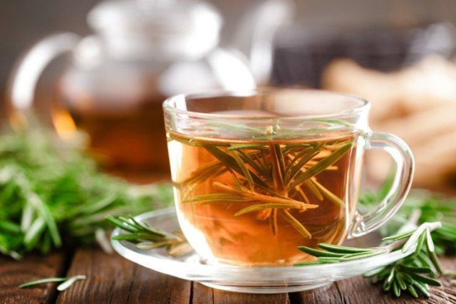 Té de cedrón con canela: beneficios, mejores momentos de consumo y receta