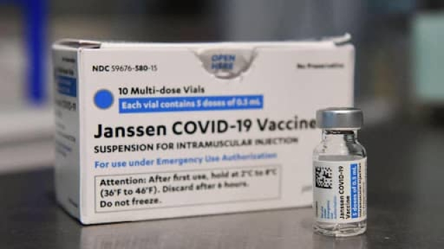 Aprueba vacuna Johnson&amp;Johnson como dosis de refuerzo.