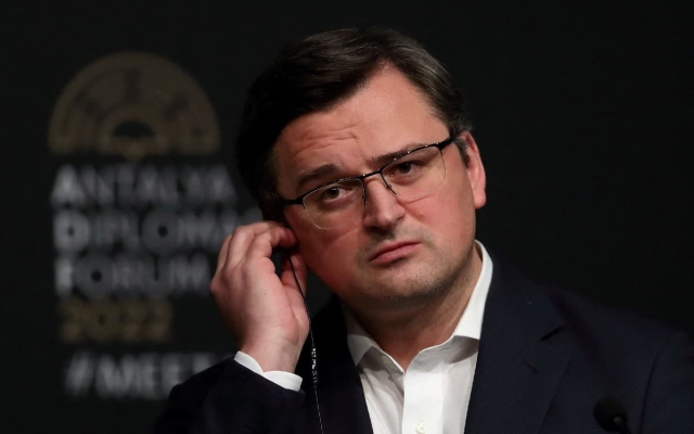 Canciller ucraniano dice que las negociaciones con Rusia están siendo difíciles