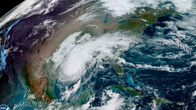 Ciclón Tropical &quot;Bonnie&quot; se enfila hacia el Golfo de México y podría convertirse en tormenta