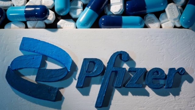 Más de 30 compañías producirán píldora anticovid de Pfizer