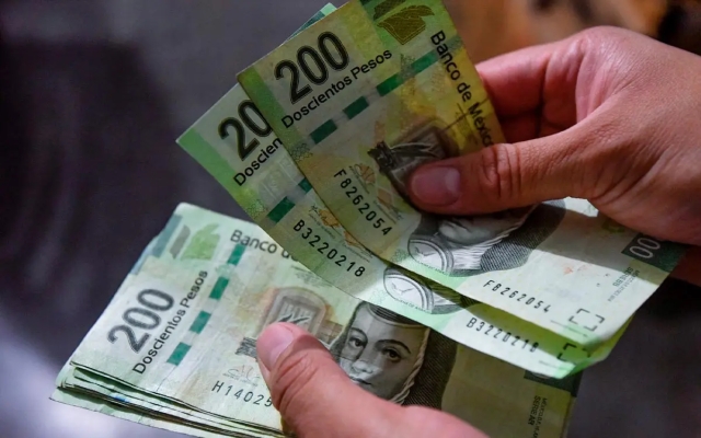 Peso mexicano cae a peor nivel en tres semanas