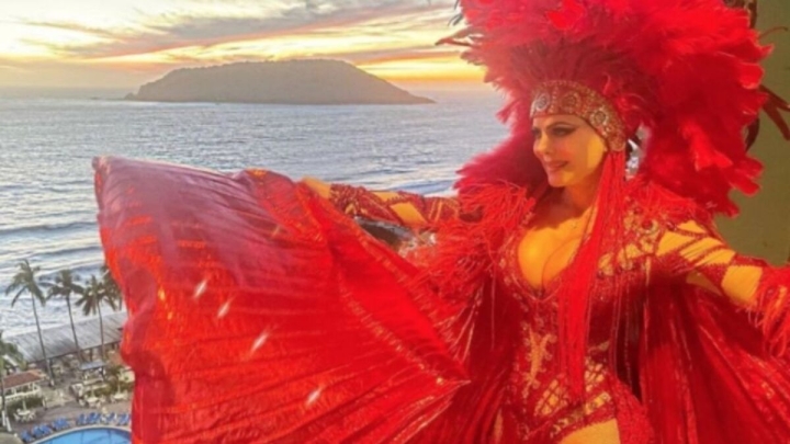 Maribel Guardia arrasa en el carnaval de Mazatlán y se luce como la más juvenil