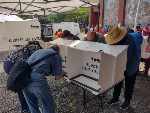 Al ritmo del acordeón y la antidemocracia
