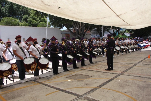 Realizan tercer festival de bandas de guerra en Tlaltizapán