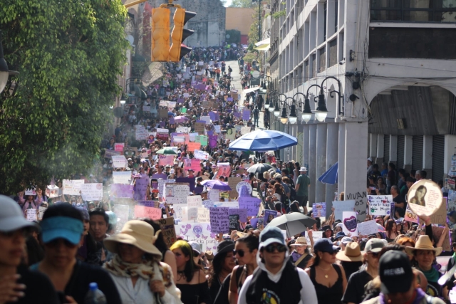 Realizan marcha del 8M en Cuernavaca