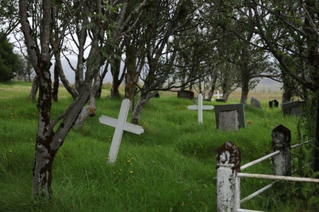 Entierran vivo a un pastor, quería resucitar.