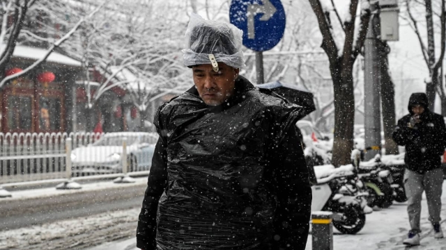 Beijing registra fuertes nevadas por intensa ola de frío