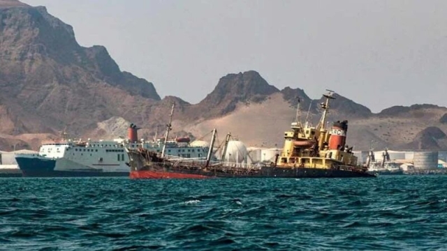 Mueren 14 mujeres y niños en naufragio frente a Yemen