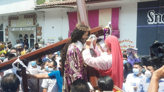 Después de dos años, se celebra viacrucis en Yecapixtla