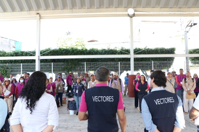 Trabaja SSM más de 2 mil 800 viviendas en la colonia Antonio Barona de Cuernavaca contra el dengue