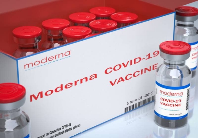 Dosis de refuerzo de vacuna Moderna resulta ‘muy efectiva’ contra variantes de COVID-19.