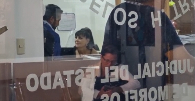 Acude actriz y cantante Maribel Guardia a audiencia en TSJ Morelos