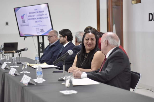 La propuesta que tiene en sus manos el Congreso del estado busca armonizar la Constitución local con las reformas federales en materia judicial. 