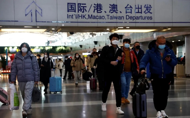 China volverá a expedir pasaportes para viajar al extranjero