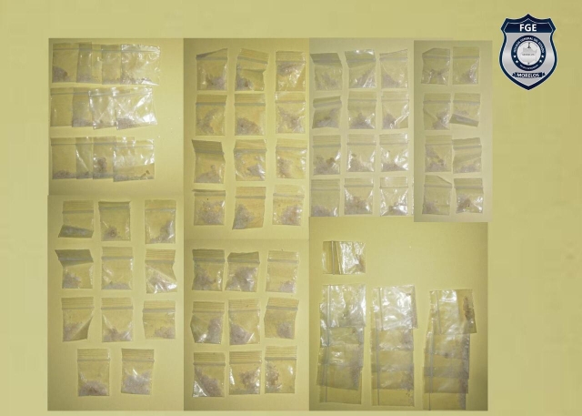 AIC detiene a ocho supuestos narcomenudistas, en Tlaltizapán