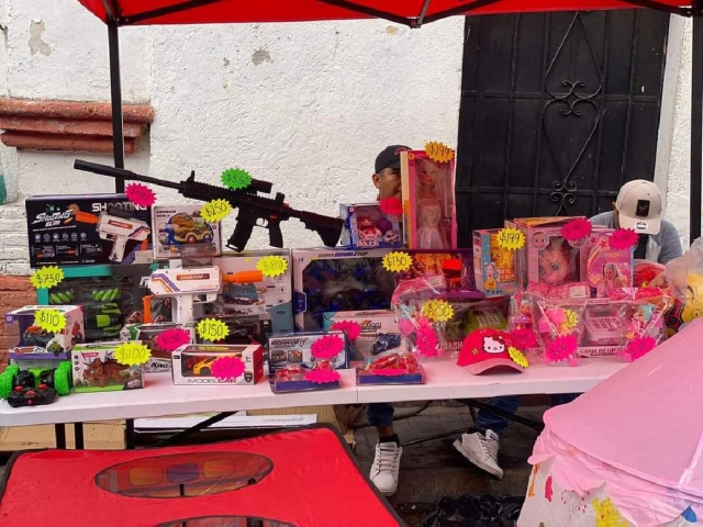 Los vendedores ofrecieron sus productos en Tetecala y Miacatlán.