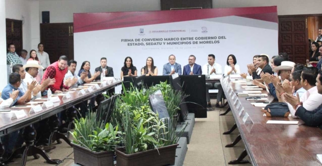 Preside gobernador firma de convenio marco entre gobierno del estado, Sedatu y municipios de Morelos