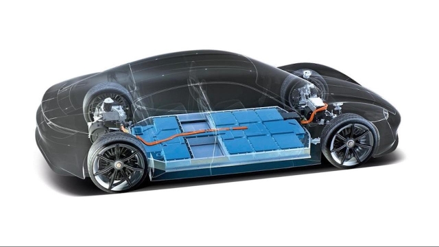 La segunda vida de las baterías de coches eléctricos: de la carretera a las placas solares