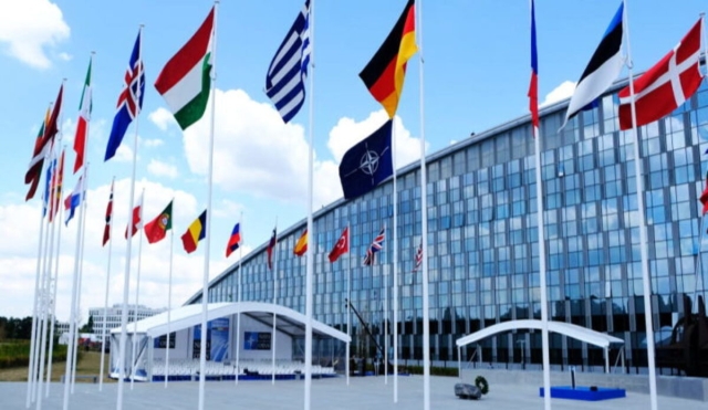 OTAN reubica al personal de su oficina de Kiev, que permanece abierta