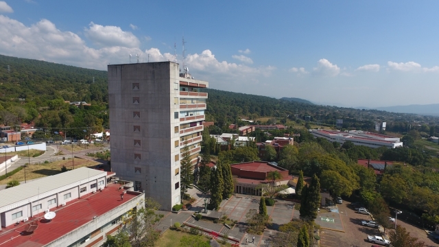 Anuncian pase de revista para jubilados de la UAEM