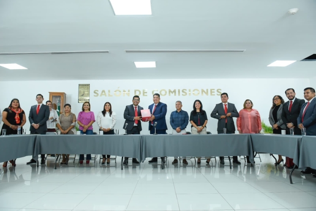 Presenta Poder Ejecutivo paquete económico 2024 al Congreso de Morelos