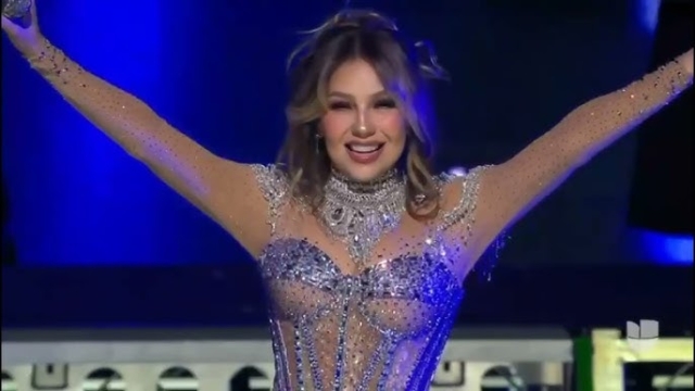 Thalía y Los Ángeles Azules estrenan cumbia &quot;Yo me lo busqué&quot;