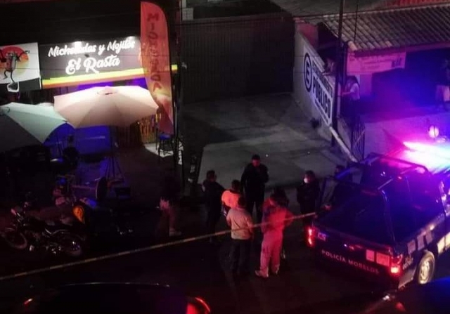 Dos muertos y dos heridos, saldo de ataque armado en un bar en Oaxtepec