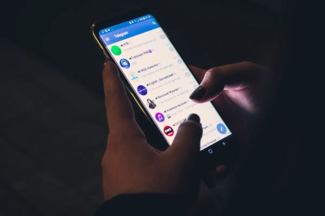La nueva función de Telegram para ocultar spoilers que debería tener WhatsApp