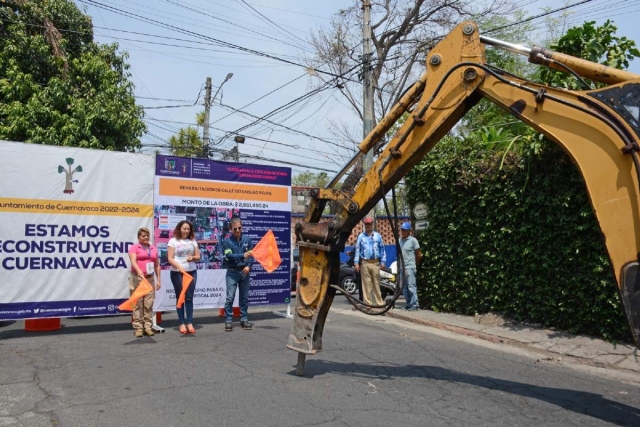 Inicia rehabilitación de la línea de agua potable y del drenaje de la calle Estanislao Rojas de Cuernavaca
