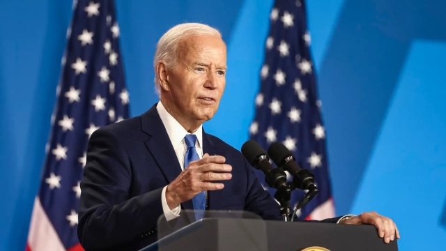 Biden confunde a Zelensky con Putin en cumbre de la OTAN