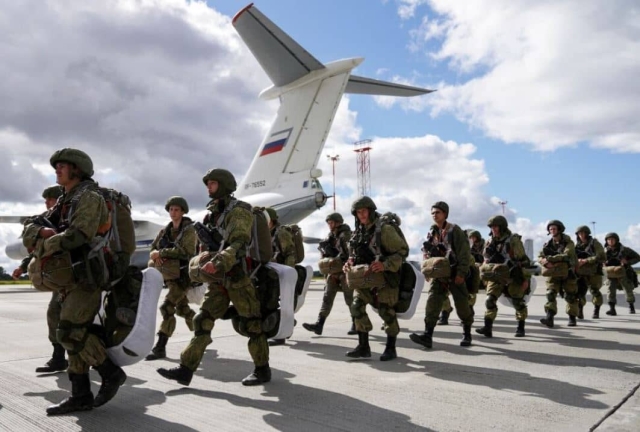 Rusia mueve más tropas en medio de tensiones con Ucrania