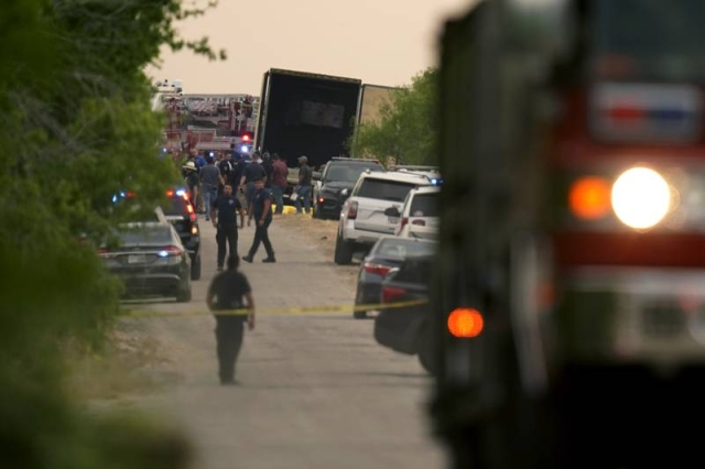 Desgracia en Texas: hallan a 50 migrantes muertos en camión