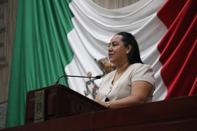 La presidenta del Congreso, Jazmín Solano, clausuró el periodo de sesiones anoche.