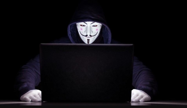 Anonymous anuncia acciones contra Rusia, Ucrania pide ayuda de hackers para resguardar información