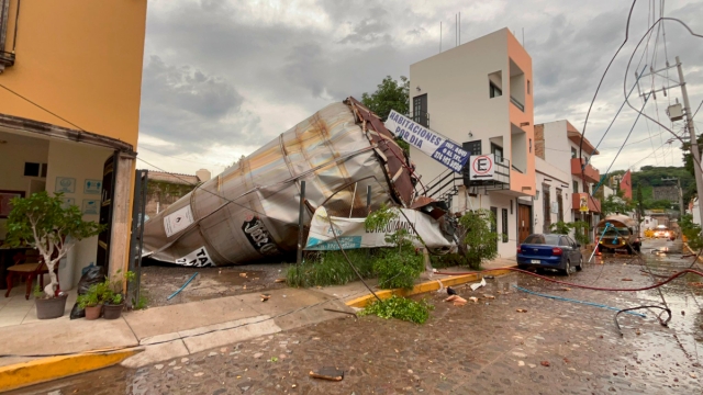 Explosión en fábrica de José Cuervo en Tequila deja cinco muertos y dos heridos