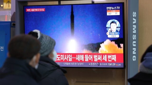 Corea del Norte habría disparado misil balístico y advierte de peligro a EU