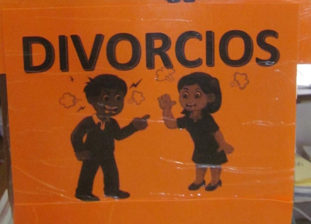 Para iniciar una nueva etapa de la vida en el Día del Amor, el gobierno de Jojutla implementó la campaña de divorcios gratuitos.