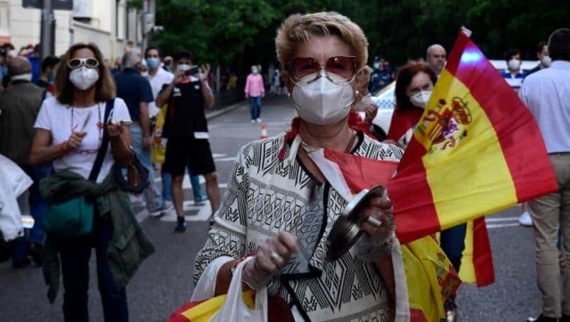 España eliminará la obligatoriedad del cubrebocas.