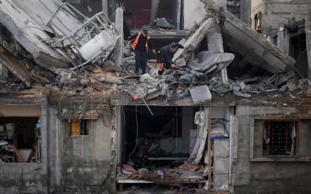 Más de 80 muertos en ataque israelí durante reparto de ayuda en Gaza