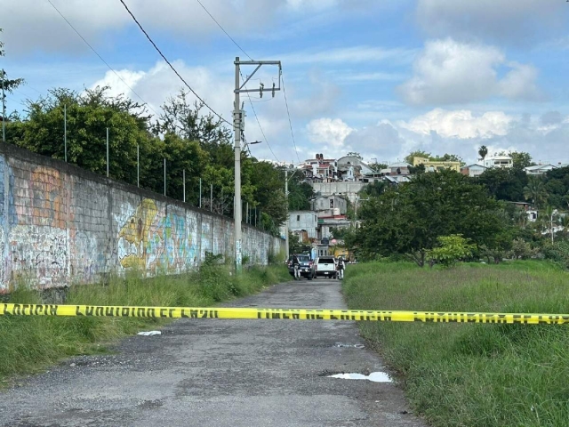  No se informó si la víctima fue asesinada en el lugar del hallazgo.