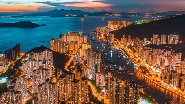 Hong Kong regala vuelos para visitar su territorio