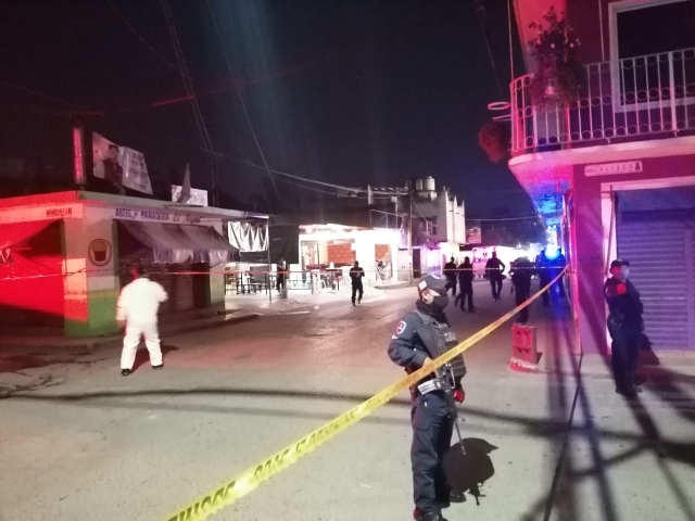 Ataca grupo armado a cuatro personas en un bar en Jiutepec; una murió