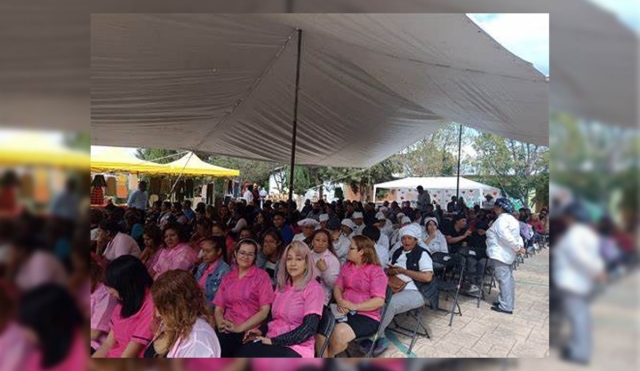 Por &#039;Mes Rosa&#039;, realizan Feria de la Salud en Yecapixtla