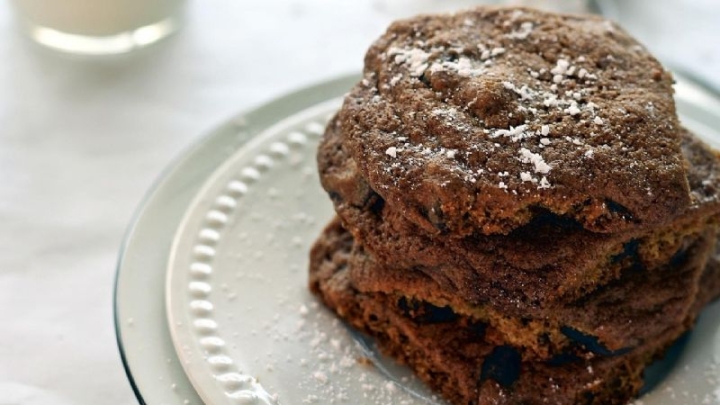 Prepara unas deliciosas galletas ¡BROWNIE!, una receta perfecta para esos días nublados