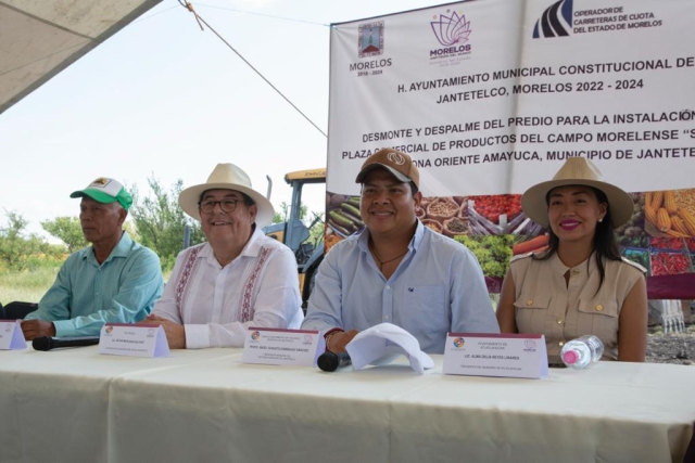 Víctor Mercado dio banderazo de inicio de trabajos de la plaza comercial de productores de la zona oriente