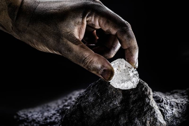 Reforma a ley minera: ¿qué es el litio y cuál es la importancia del ‘oro blanco’?