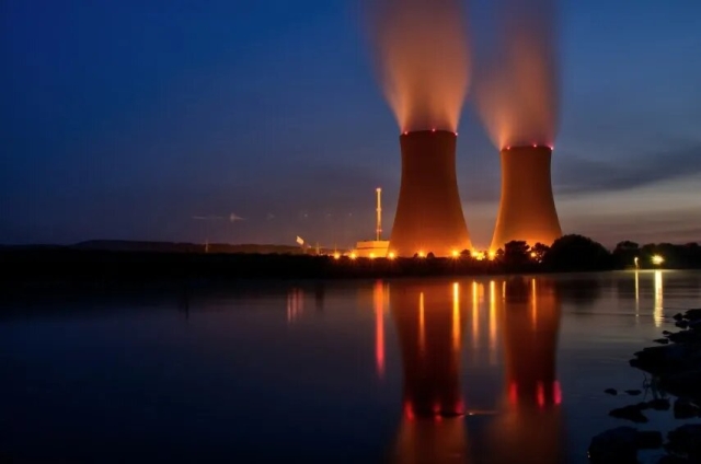 Nuevo reactor nuclear inicia operaciones en Estados Unidos